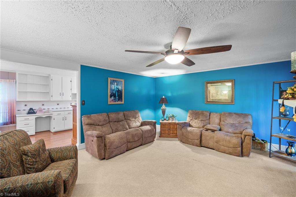 19 Colonial Drive Lexington, NC 27292 - Photo 12 of 29