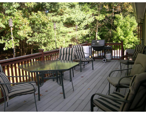19 Kennedy Road Tewksbury, MA 01876 - Photo 6 of 30 Gallery Image 6