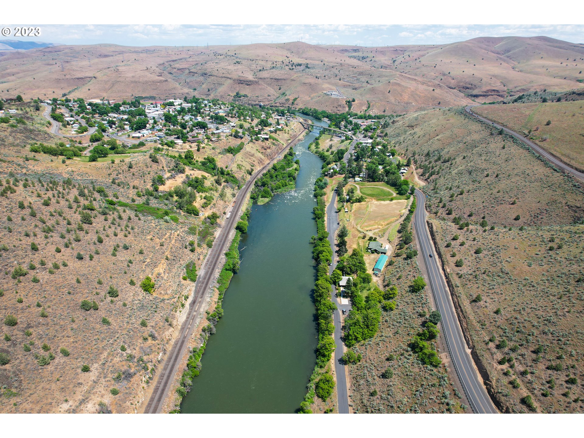 207 Little Lake Road Maupin, OR 97037 - Photo 23 of 23 Gallery Image 23