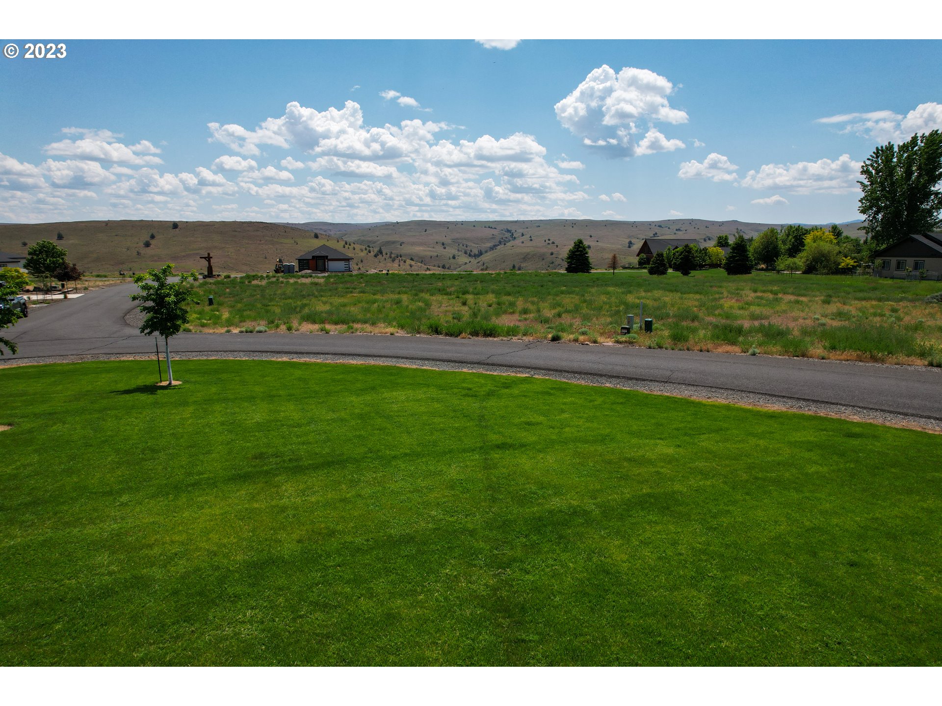 207 Little Lake Road Maupin, OR 97037 - Photo 8 of 23 Gallery Image 8