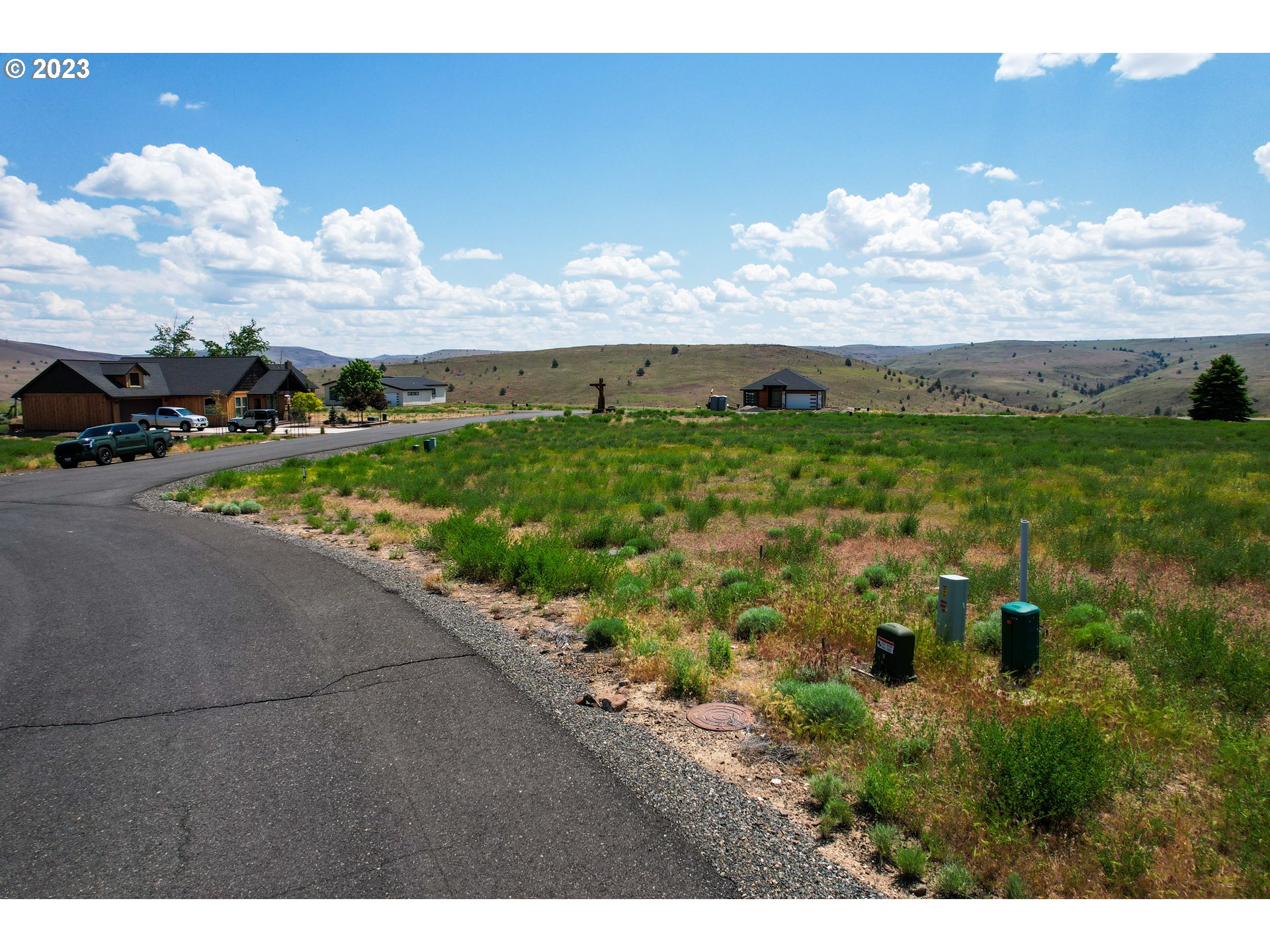 207 Little Lake Road Maupin, OR 97037 - Photo 10 of 23 Gallery Image 10