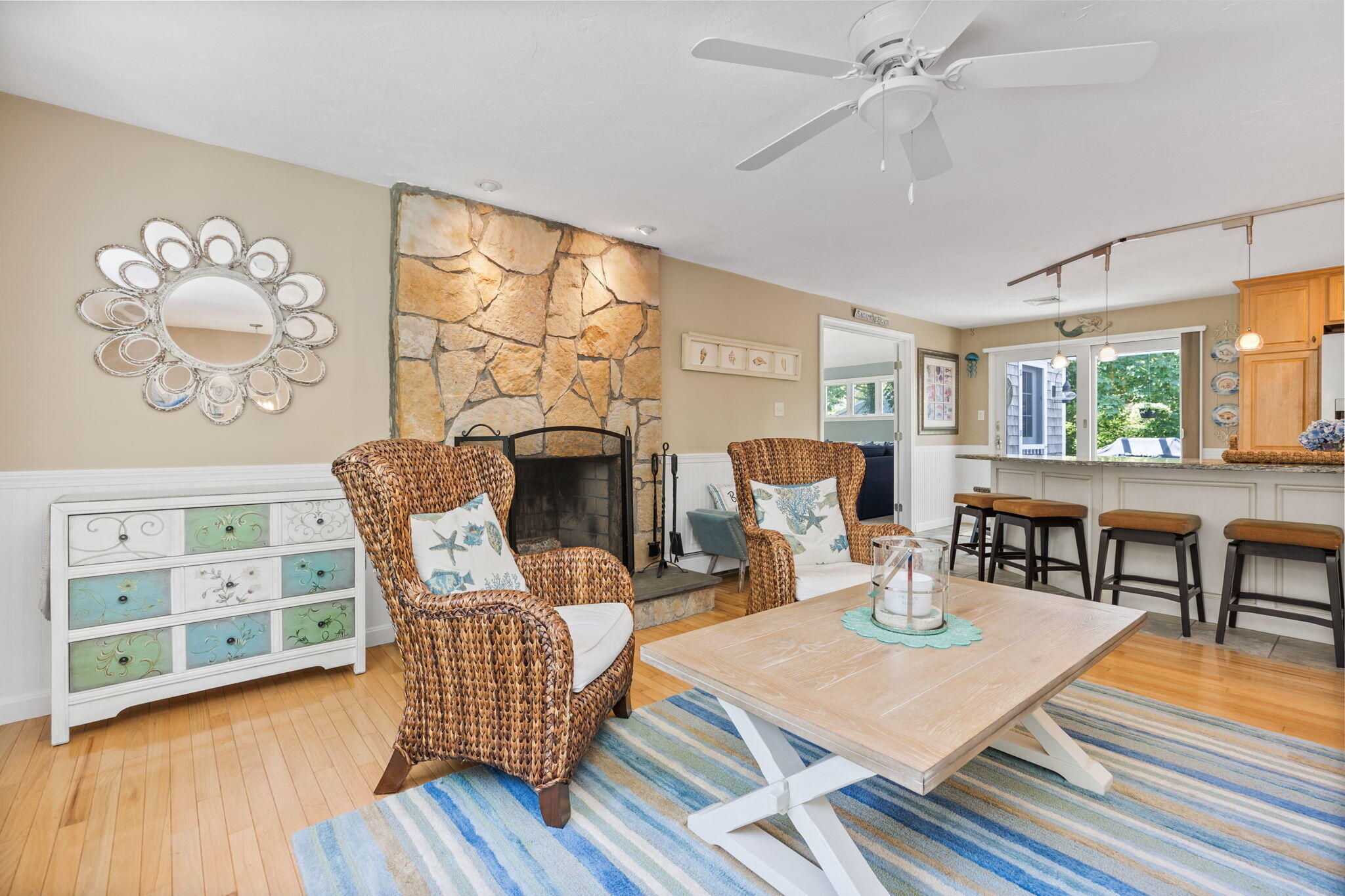75 Mayflower Road Sagamore Beach, MA 02562 - Photo 8 of 42 web_A60I9311