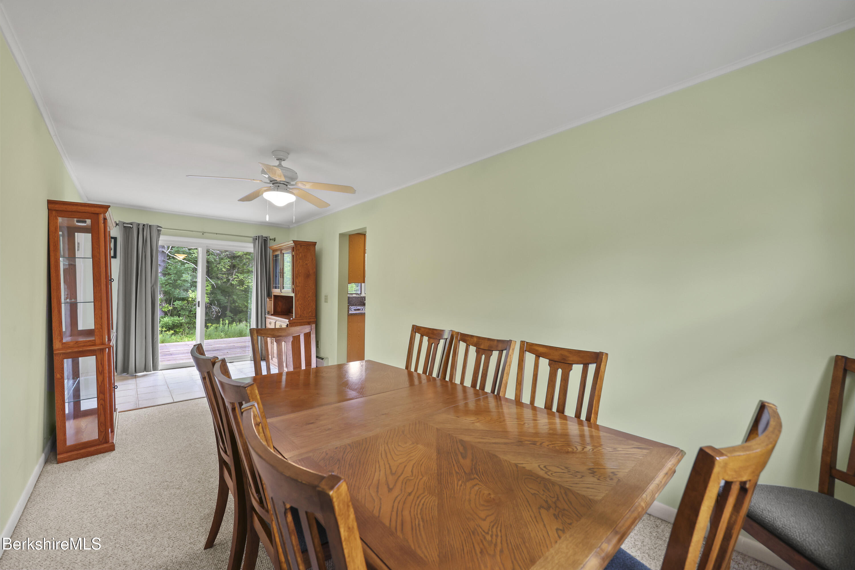 46 Cobble View Road Williamstown, MA 01267 - Photo 15 of 42 Dining Room