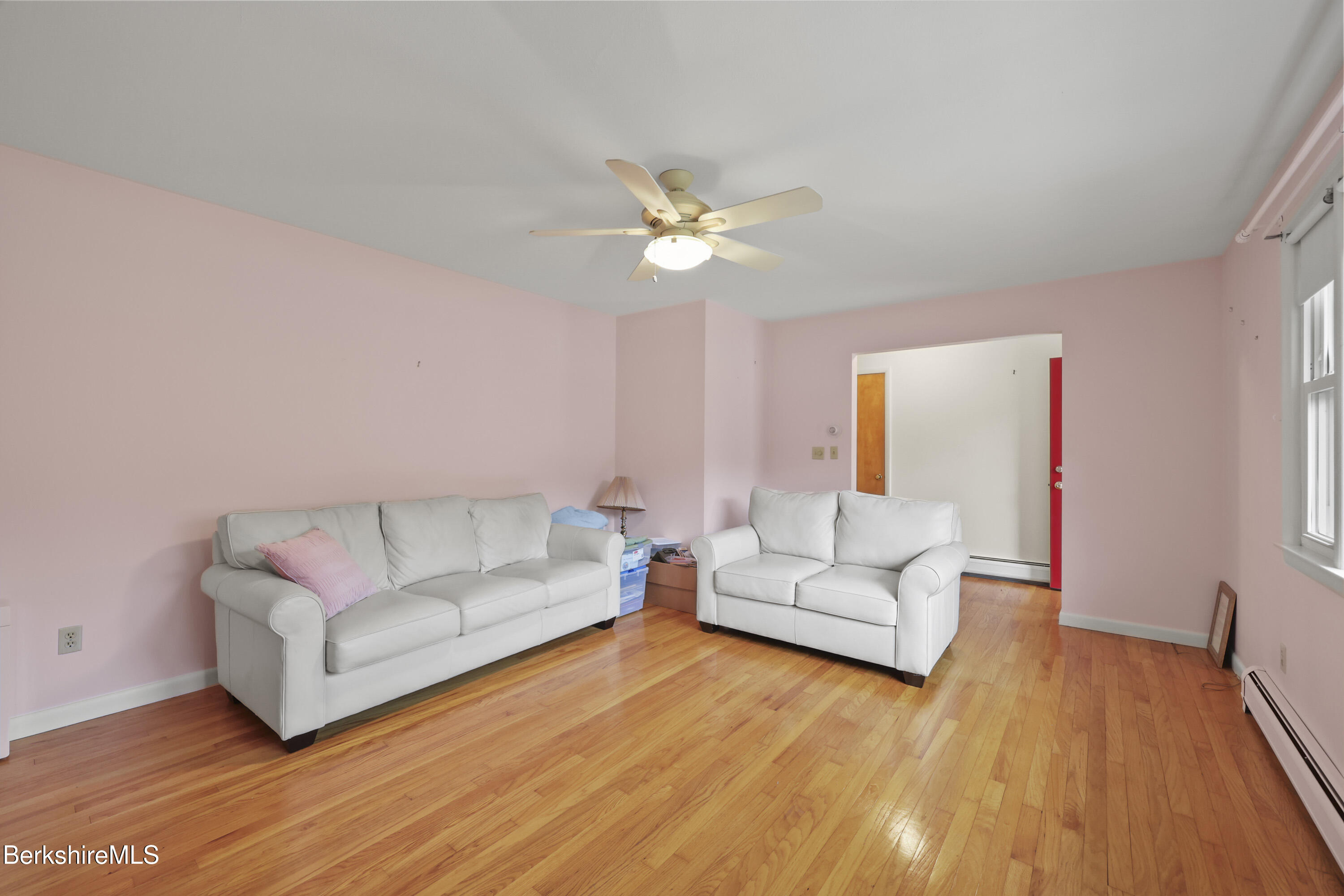 46 Cobble View Road Williamstown, MA 01267 - Photo 3 of 42 Living Room