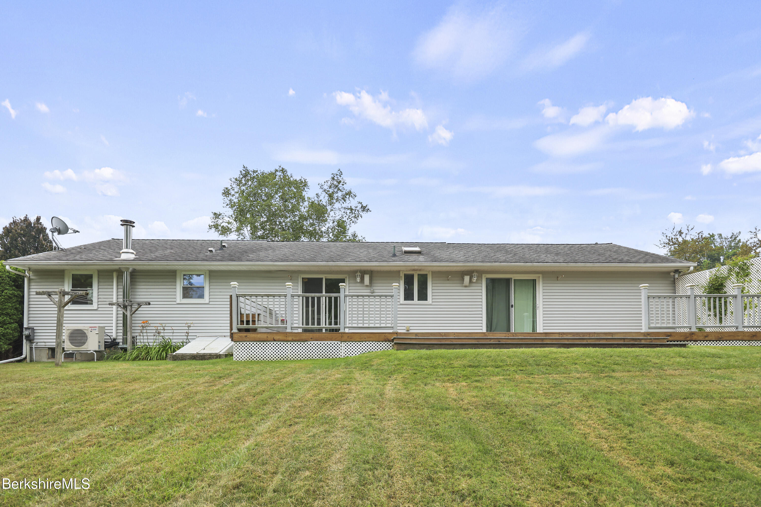 46 Cobble View Road Williamstown, MA 01267 - Photo 34 of 42 Exterior Back