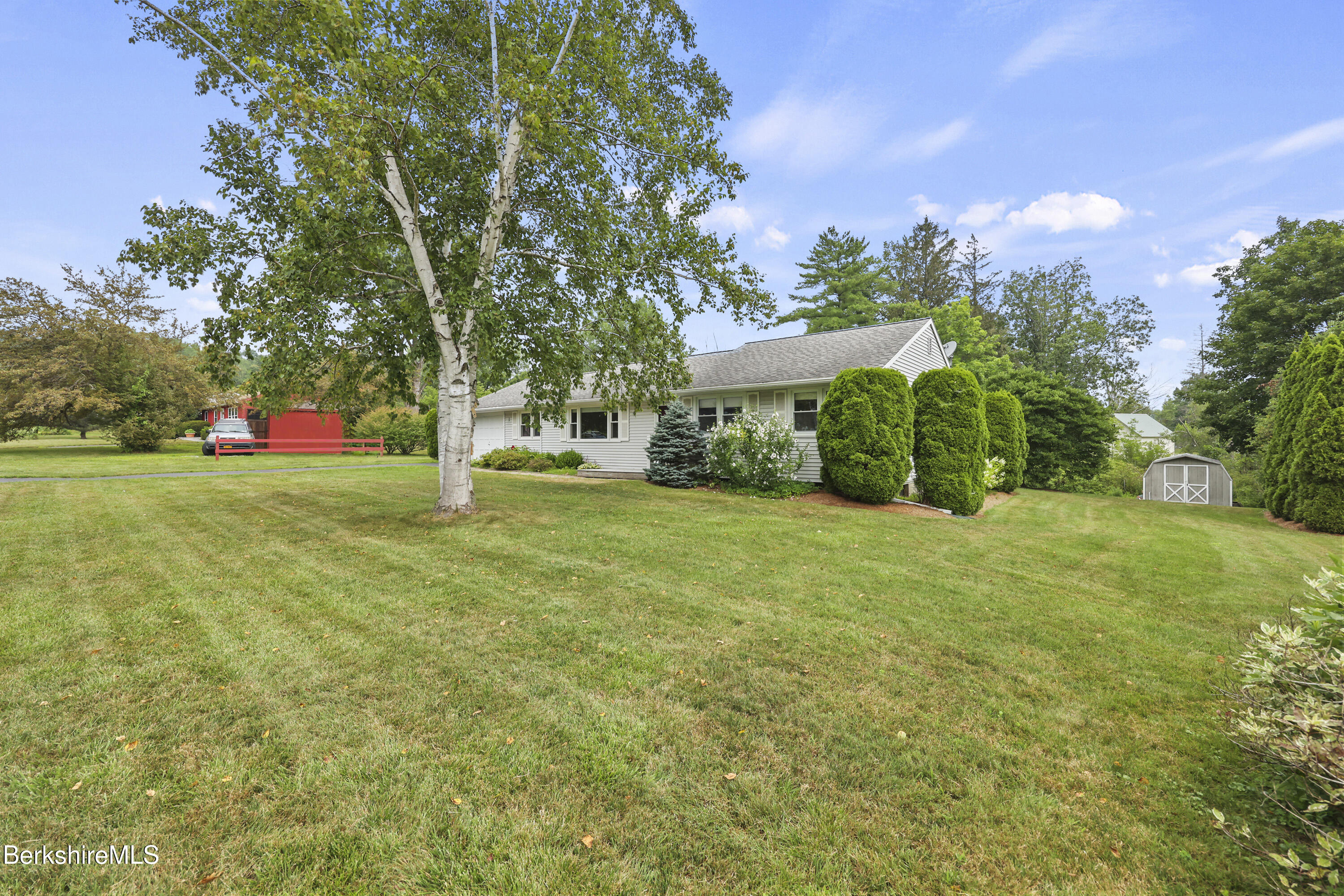 46 Cobble View Road Williamstown, MA 01267 - Photo 41 of 42 Front Yard