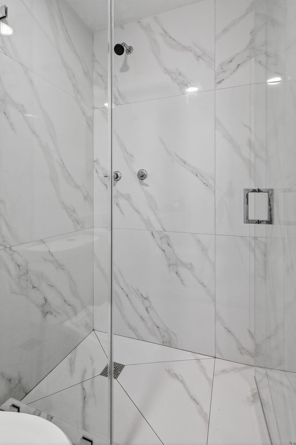 40 Northwest 68th Street Miami, FL 33150 - Photo 5 of 27 a bathroom with a shower