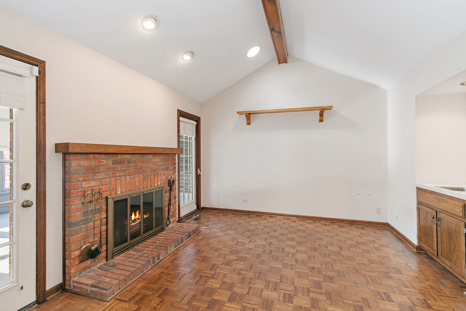 43 North Ravenscraig Lane Inverness, IL 60067 - Photo 21 of 64 a view of an empty room with a fireplace