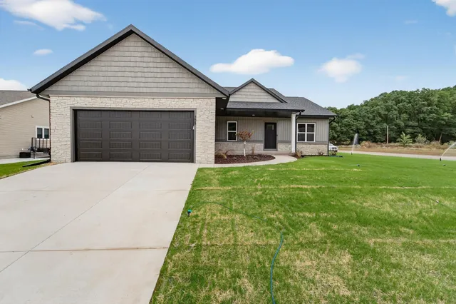 $471,500 | 709 Prairie Lane, Mazomanie, WI 53560