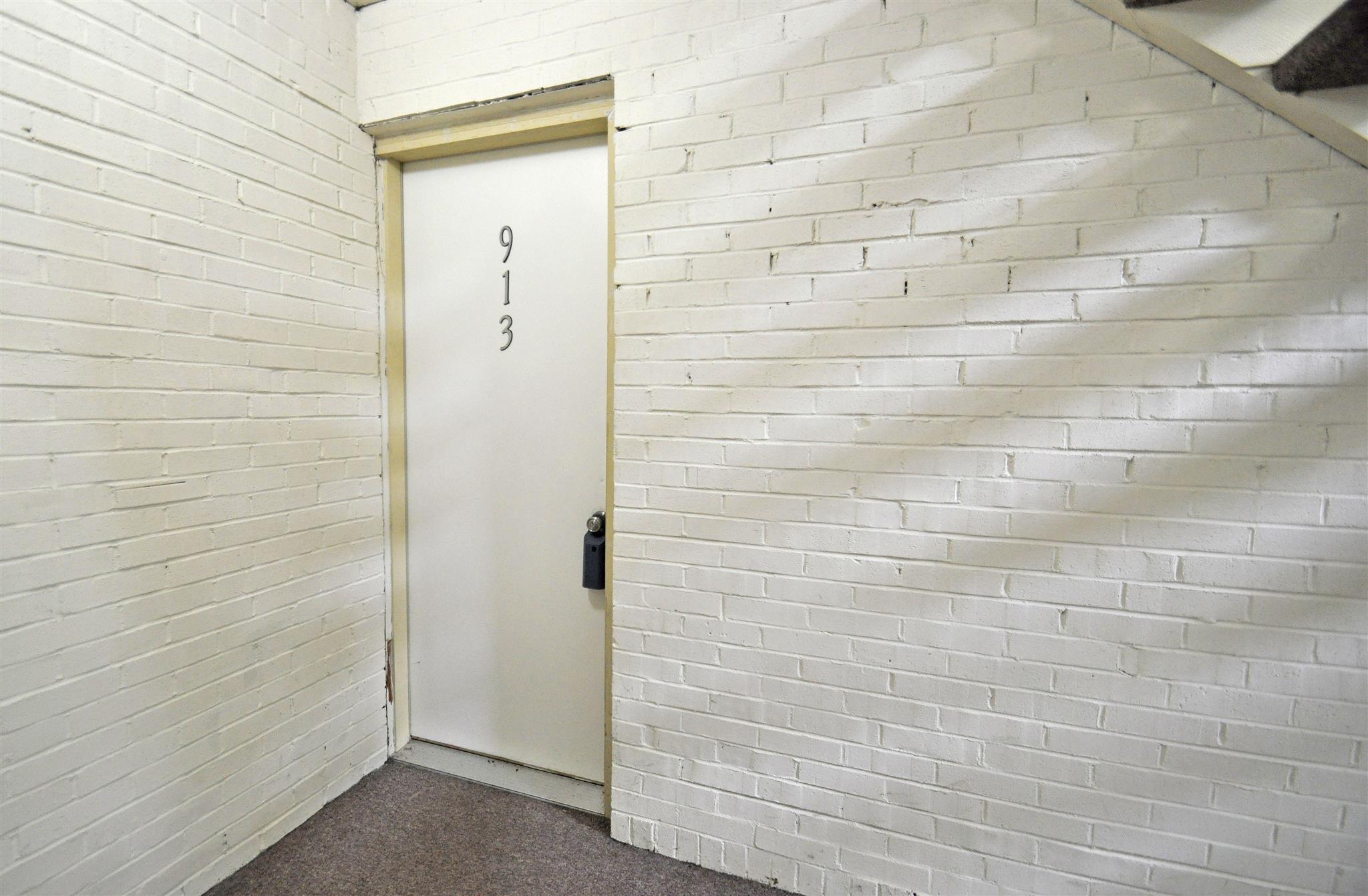 2500 Topsfield Road, Unit 913 South Bend, IN 46614 - Photo 4 of 20