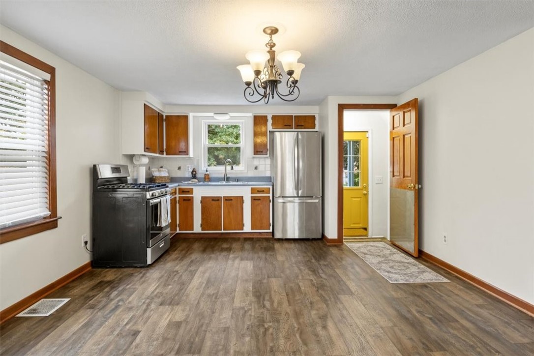 63 Corley Drive Irondequoit, NY 14622 - Photo 8 of 24