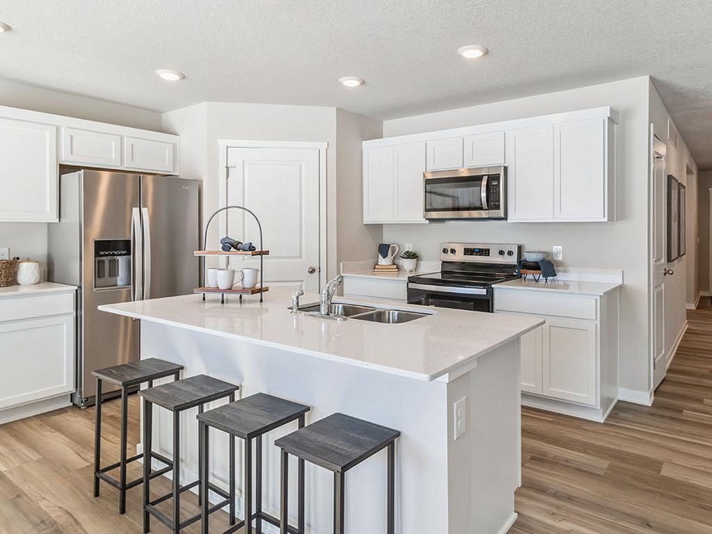 2364 Pleasant Avenue Shakopee, MN 55379 - Photo 2 of 14