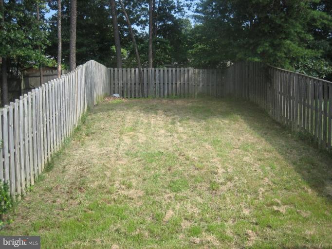 3396 Ryon Court Waldorf, MD 20601 - Photo 5 of 14 Back yard