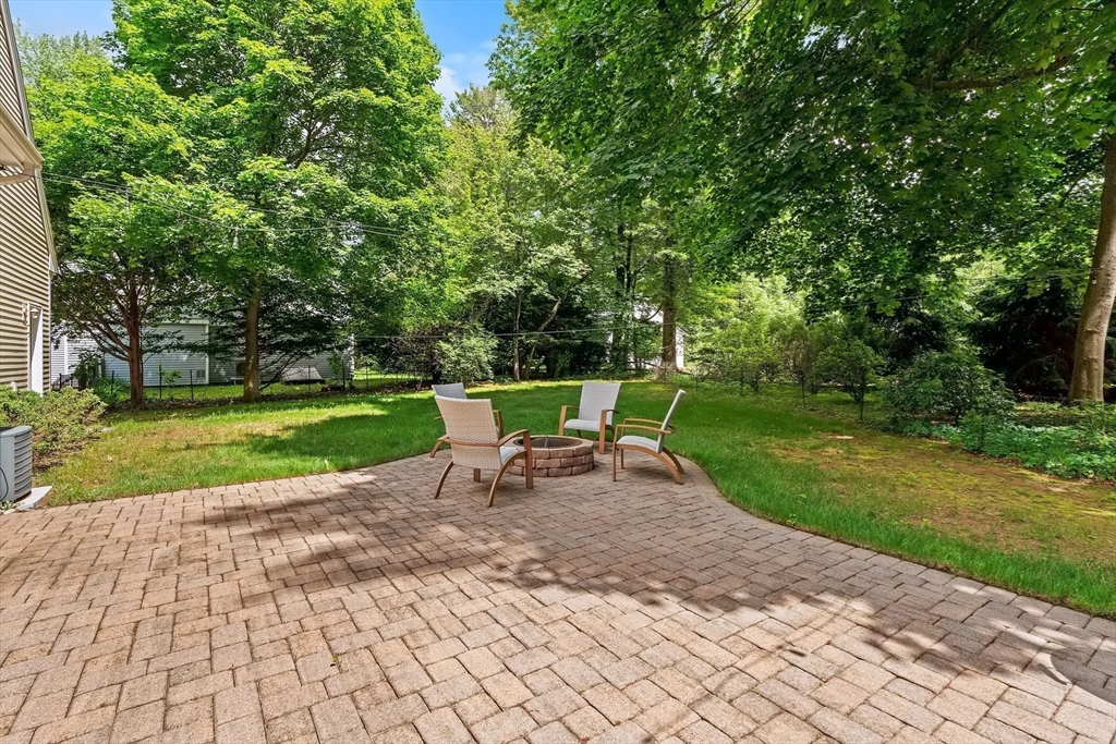 14 Bennett Road Wayland, MA 01778 - Photo 27 of 31 Gallery Image 27