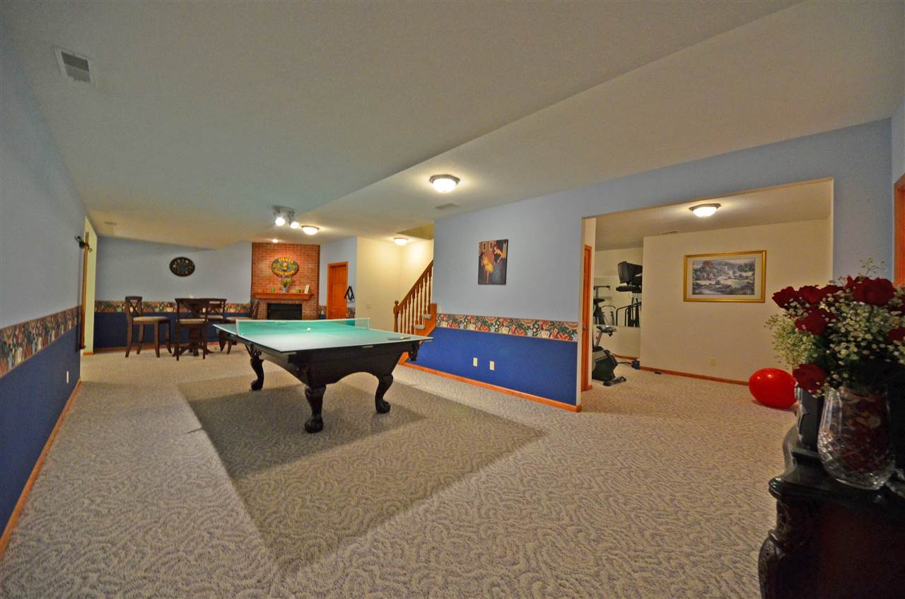 6533 Flatrock Road Hoagland, IN 46745 - Photo 4 of 36 Gallery Image 4