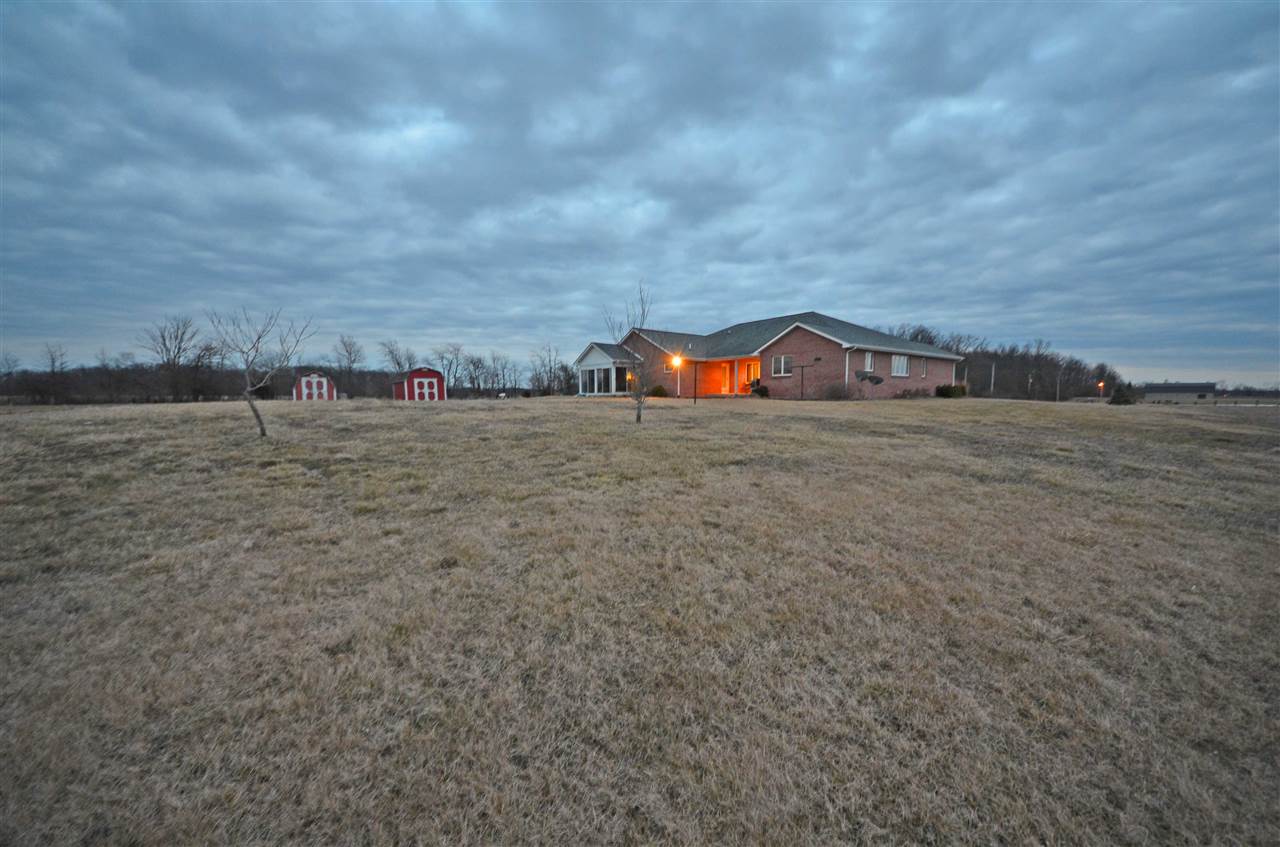 6533 Flatrock Road Hoagland, IN 46745 - Photo 5 of 36 Gallery Image 5