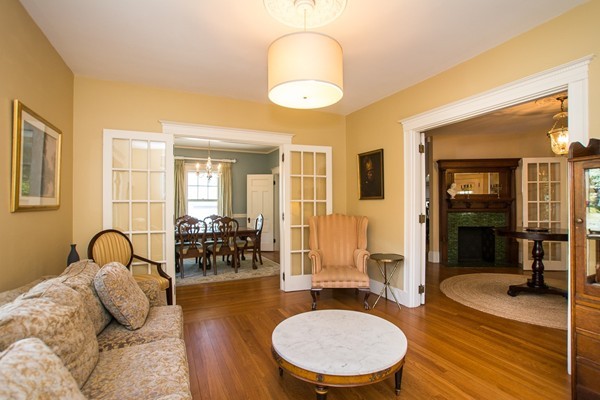 40 West Side Road Milton, MA 02186 - Photo 3 of 21 Gallery Image 3