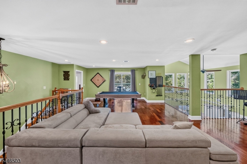 14 Waughaw Road Montville, NJ 07082 - Photo 28 of 50 Gallery Image 28