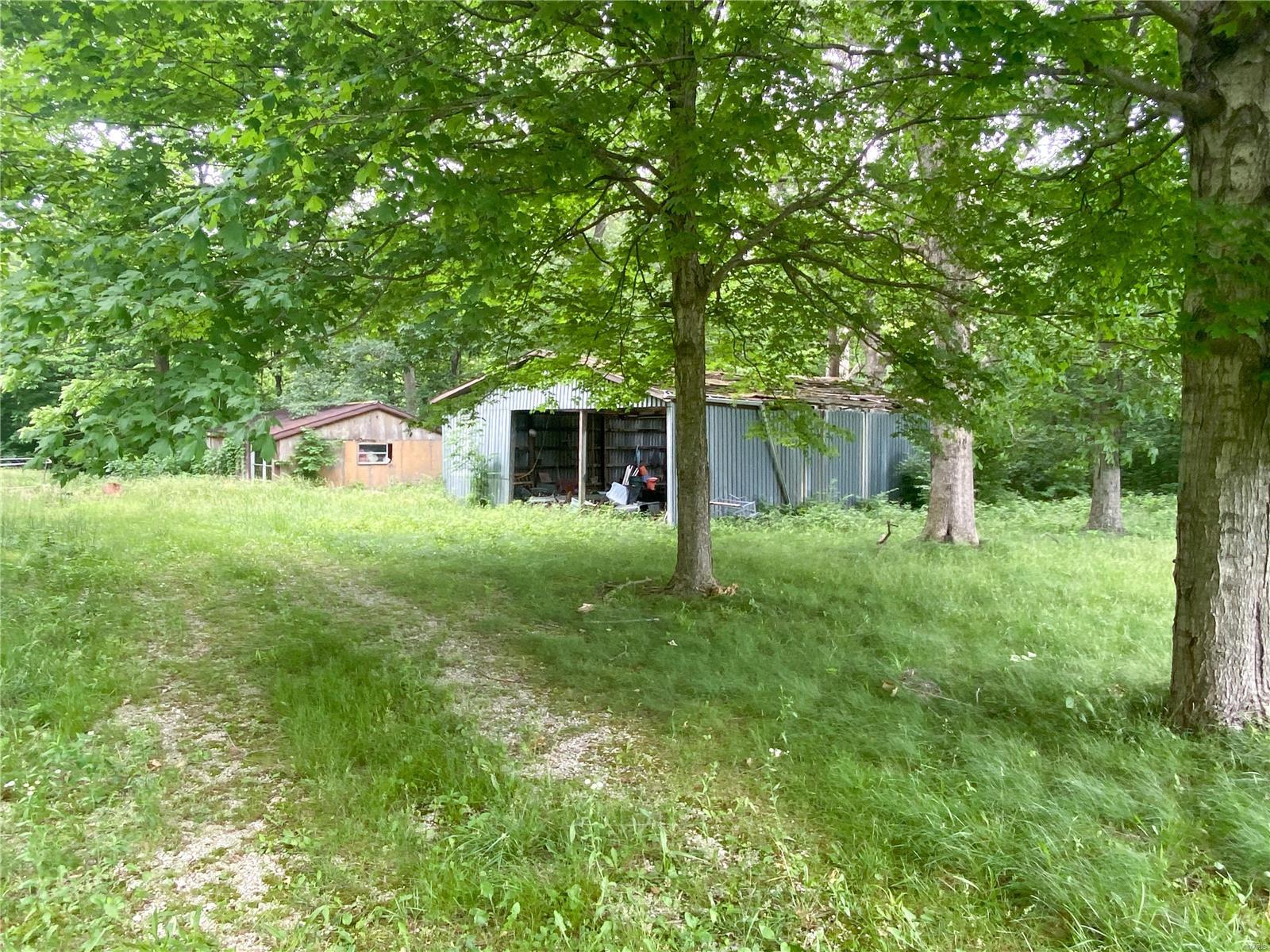 50 Wynn Lane Butler, IL 62015 - Photo 16 of 22 Gallery Image 16
