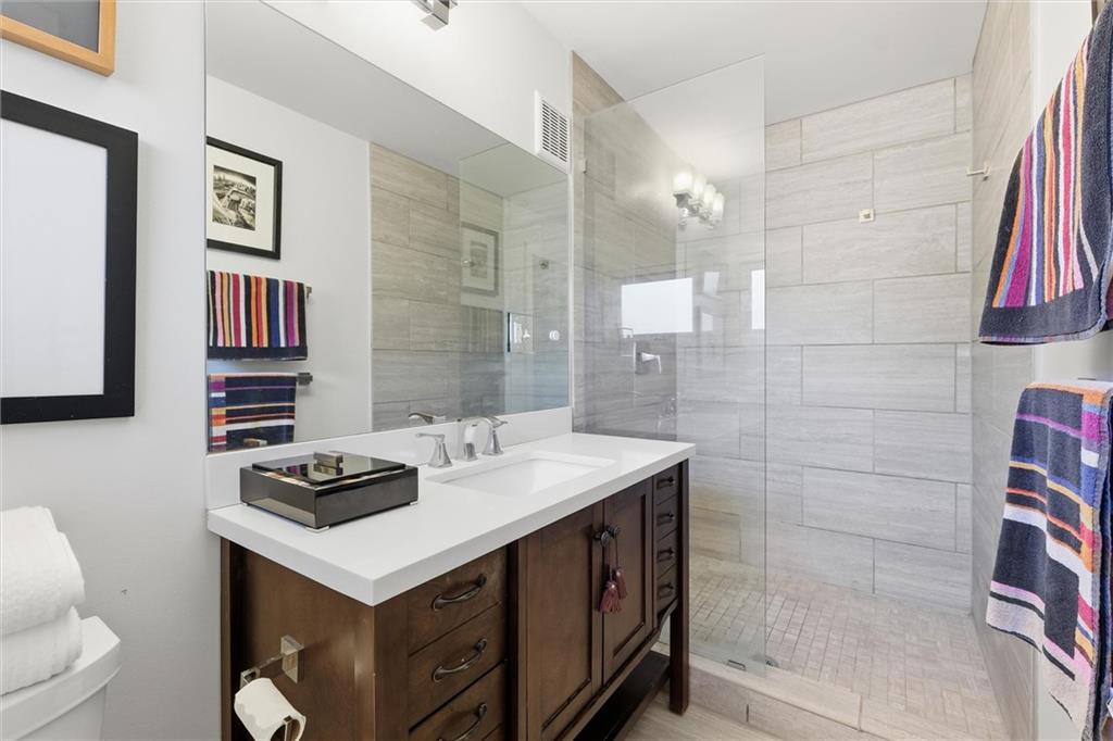 7520 Tomahawk Road Prairie Village, KS 66208 - Photo 18 of 27