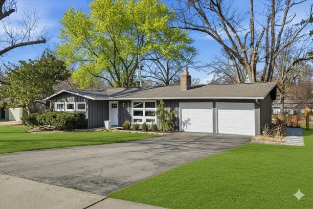 $630,000 | 7520 Tomahawk Road, Prairie Village, KS 66208