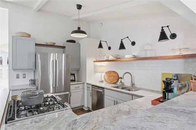 $630,000 | 7520 Tomahawk Road, Prairie Village, KS 66208