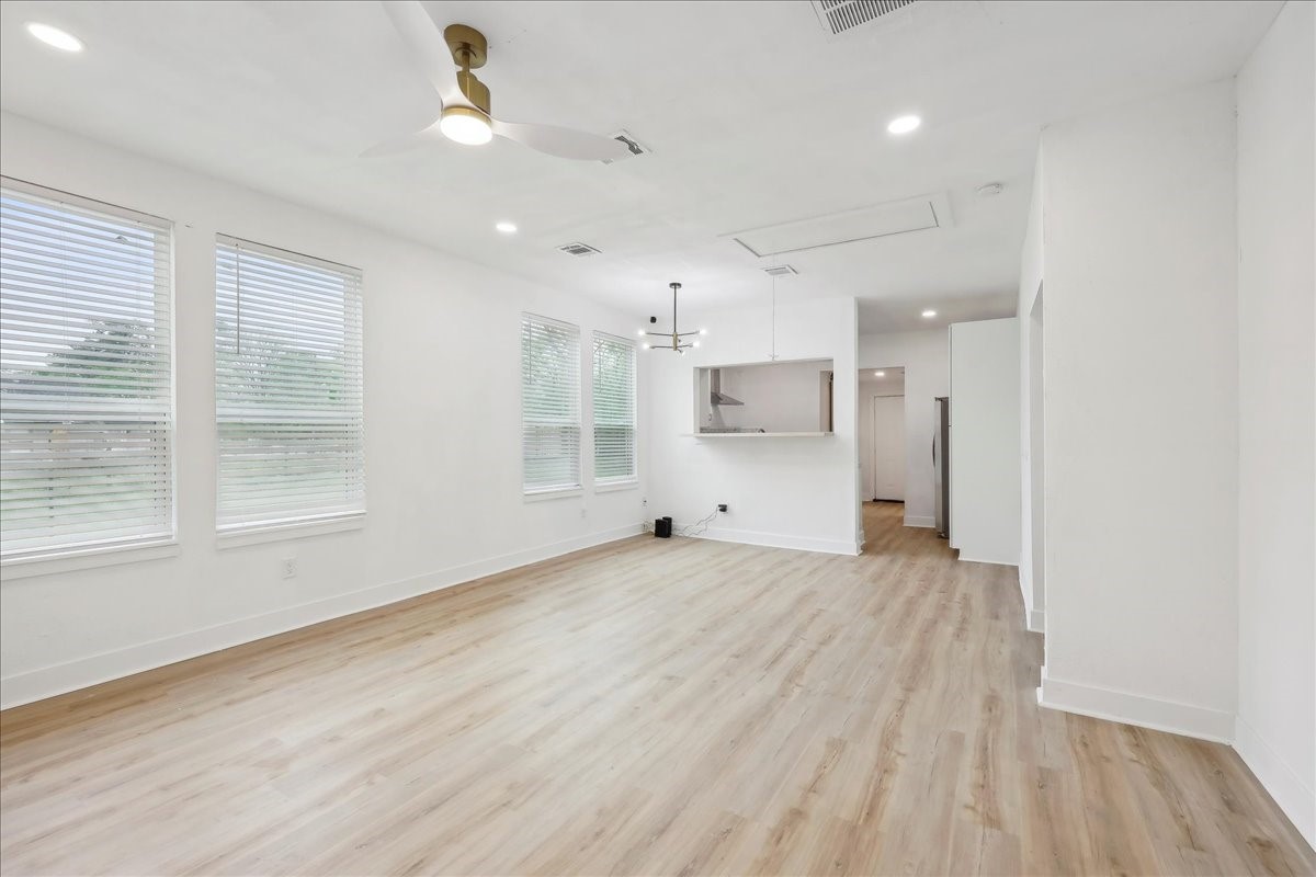 2272 Pierce Street Beaumont, TX 77703 - Photo 7 of 16