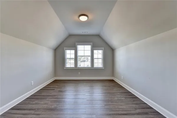 $3,200 | 840 Champagne Lane, Hoschton, GA 30548