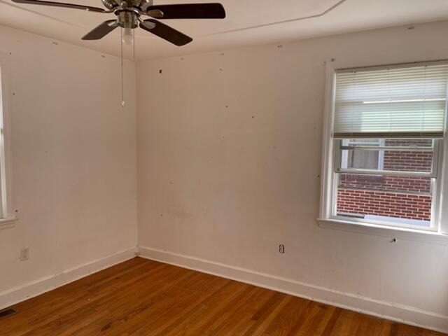 5203 Hearthstone Road Roanoke, VA 24012 - Photo 9 of 24 IMG_4079