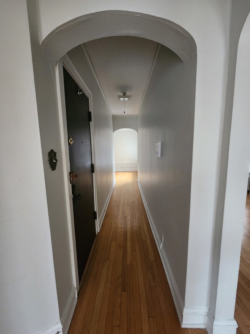 1112 Grove Street, Unit 1A Evanston, IL 60201 - Photo 12 of 14