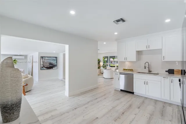 $1,099,999 | 321 Southeast 4th Street, Pompano Beach, FL 33060