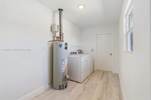 $1,099,999 | 321 Southeast 4th Street, Pompano Beach, FL 33060