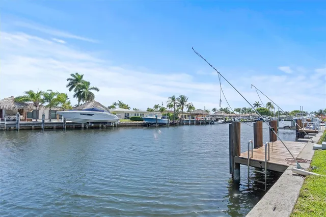 $1,099,999 | 321 Southeast 4th Street, Pompano Beach, FL 33060