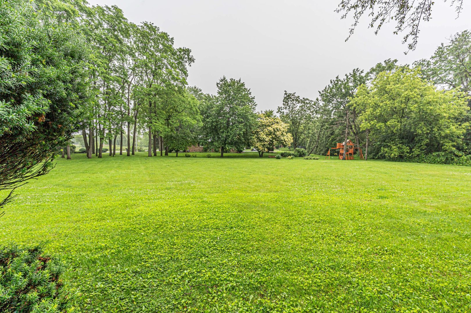 2330 Coach Road Long Grove, IL 60047 - Photo 26 of 32