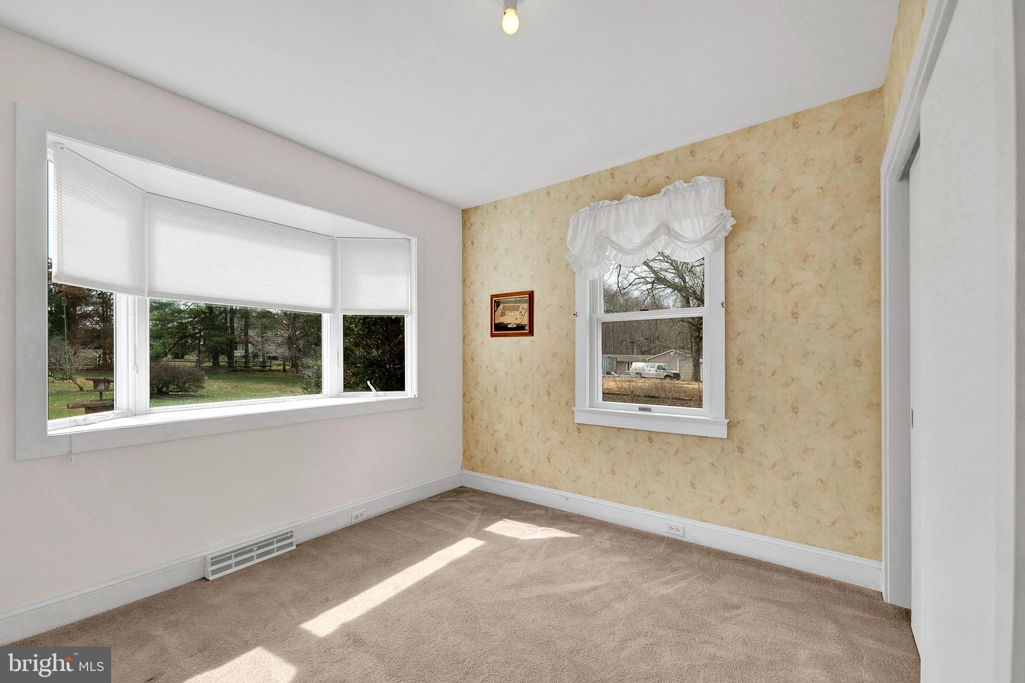 7 Diverty Road Pennington, NJ 08534 - Photo 23 of 45