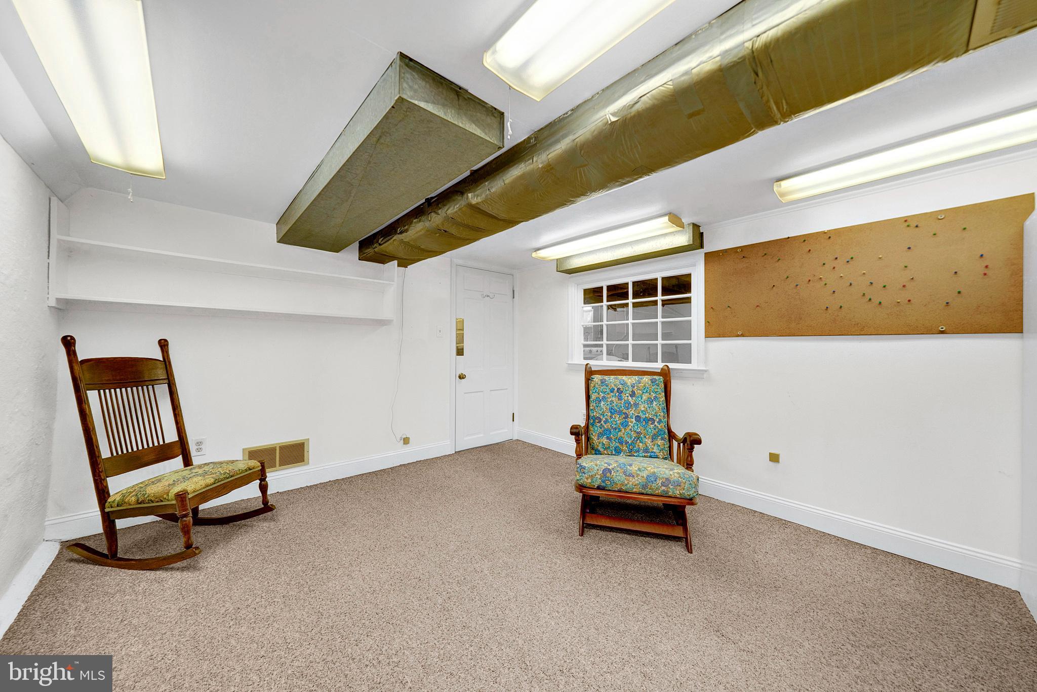 7 Diverty Road Pennington, NJ 08534 - Photo 37 of 45 a living room with furniture