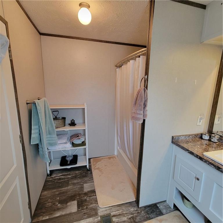 225 Reston Road Imperial, PA 15126 - Photo 15 of 39 Gallery Image 15