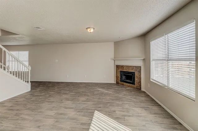 $2,150 | 260 Ariel Lane, Wilmer, TX 75172