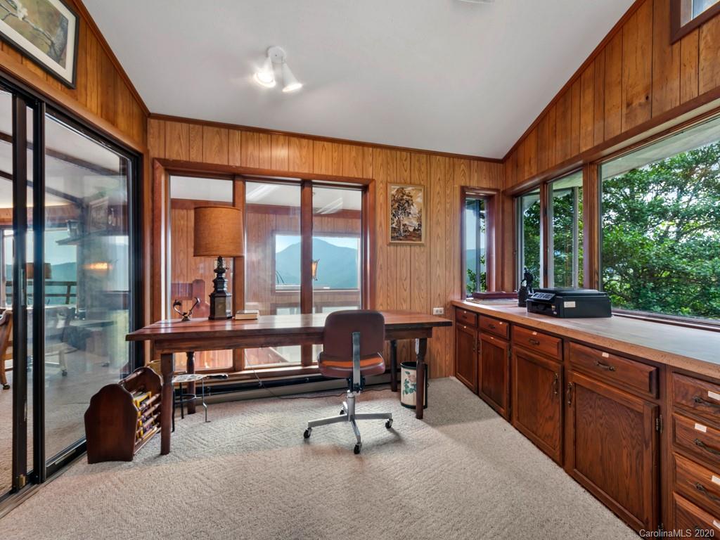 1263 Up Over Road Canton, NC 28716 - Photo 19 of 48 a room with patio furniture and windows
