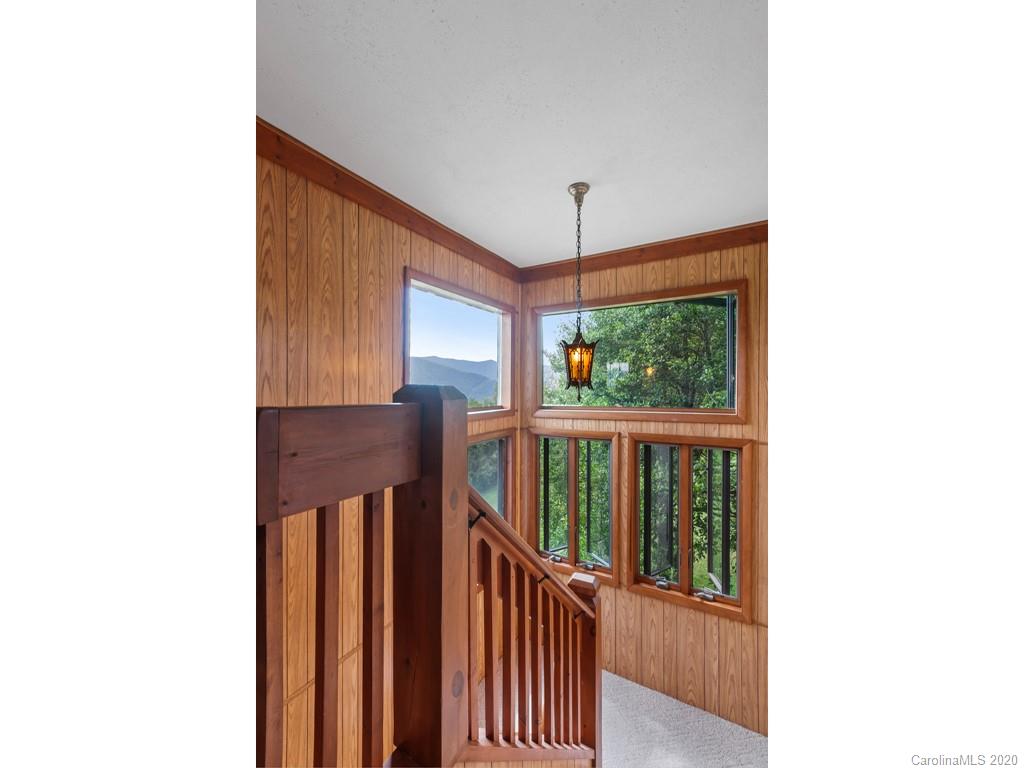 1263 Up Over Road Canton, NC 28716 - Photo 21 of 48 a view of a balcony