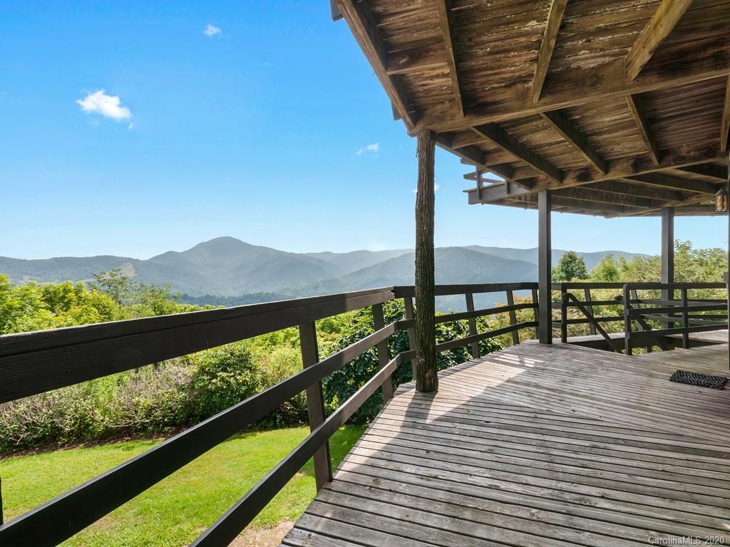 1263 Up Over Road Canton, NC 28716 - Photo 24 of 48 a view of railway station with sitting area