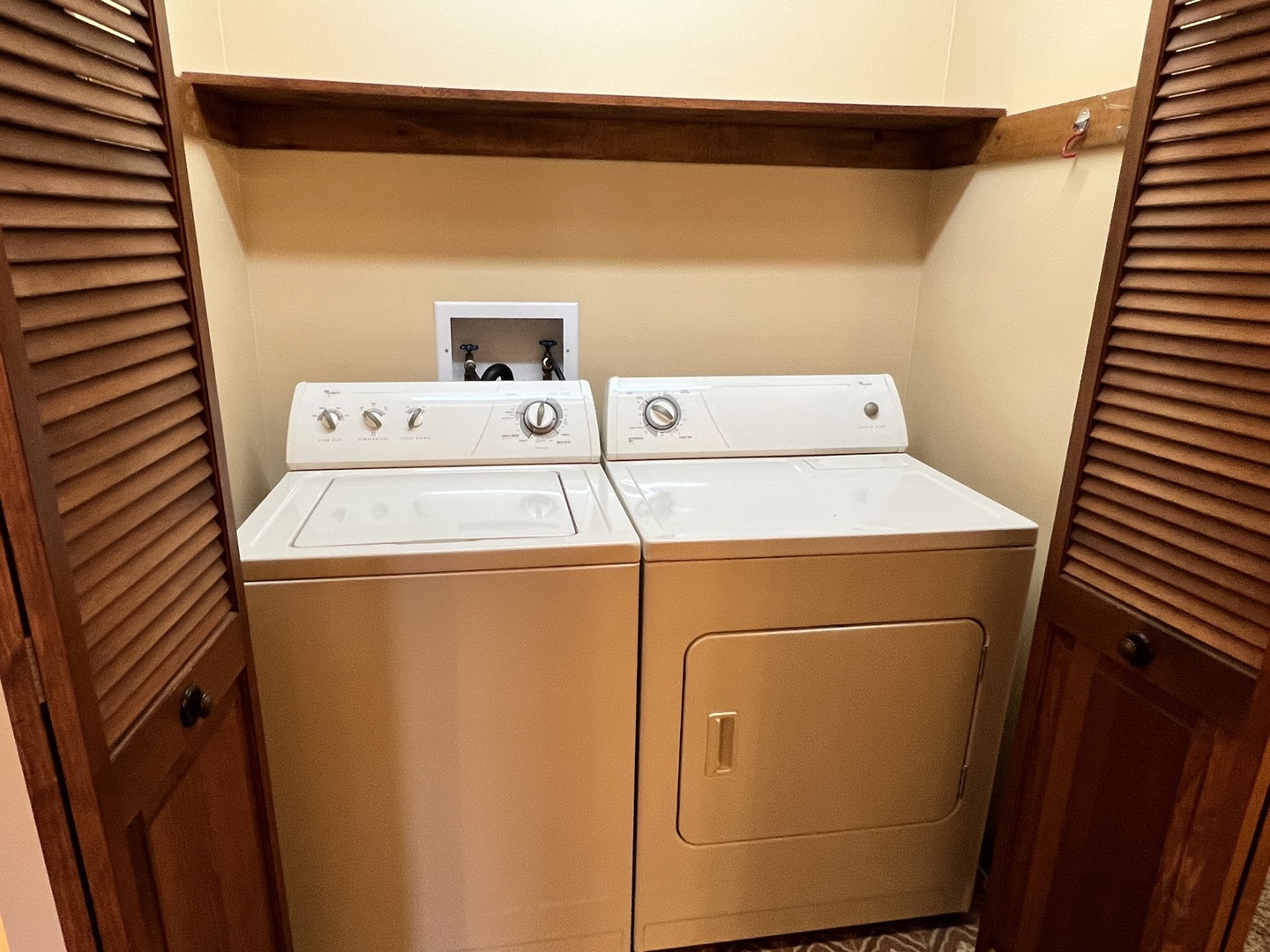 52 Sadowski Court, Unit D Decatur, IL 62521 - Photo 26 of 54 a utility room with dryer and washer