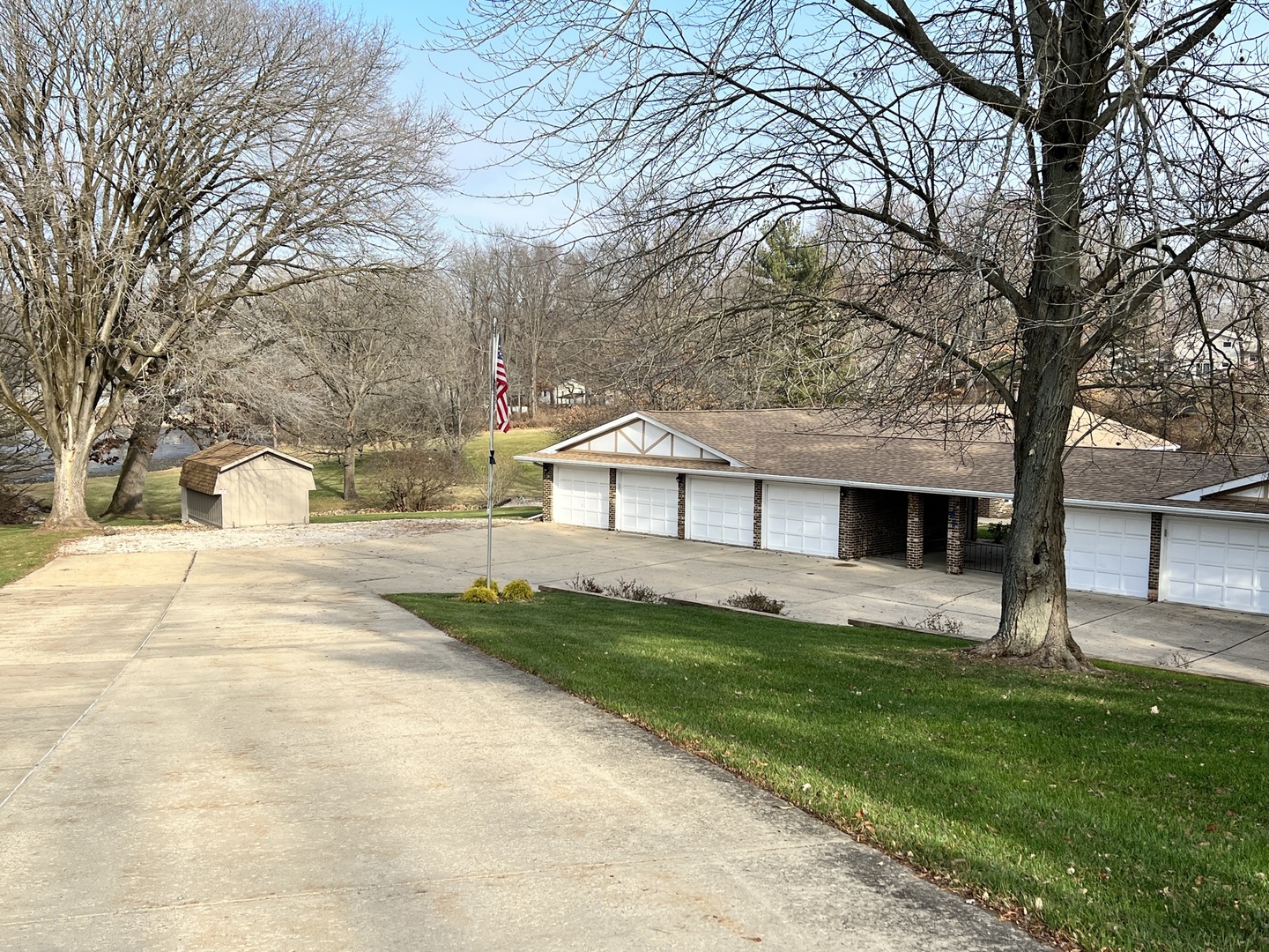 52 Sadowski Court, Unit D Decatur, IL 62521 - Photo 6 of 54 a view of a house with a yard
