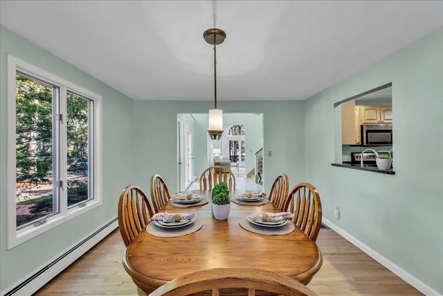 $879,900 | 4 Florence Avenue, Mashpee, MA 02649