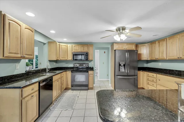 $879,900 | 4 Florence Avenue, Mashpee, MA 02649