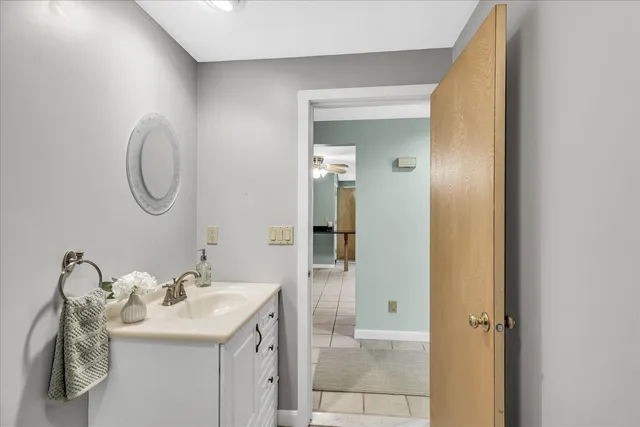 $879,900 | 4 Florence Avenue, Mashpee, MA 02649