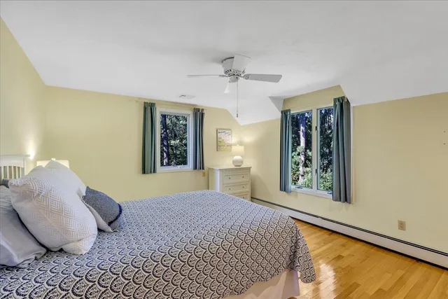 $879,900 | 4 Florence Avenue, Mashpee, MA 02649