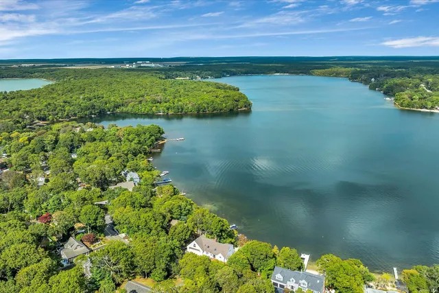 $879,900 | 4 Florence Avenue, Mashpee, MA 02649