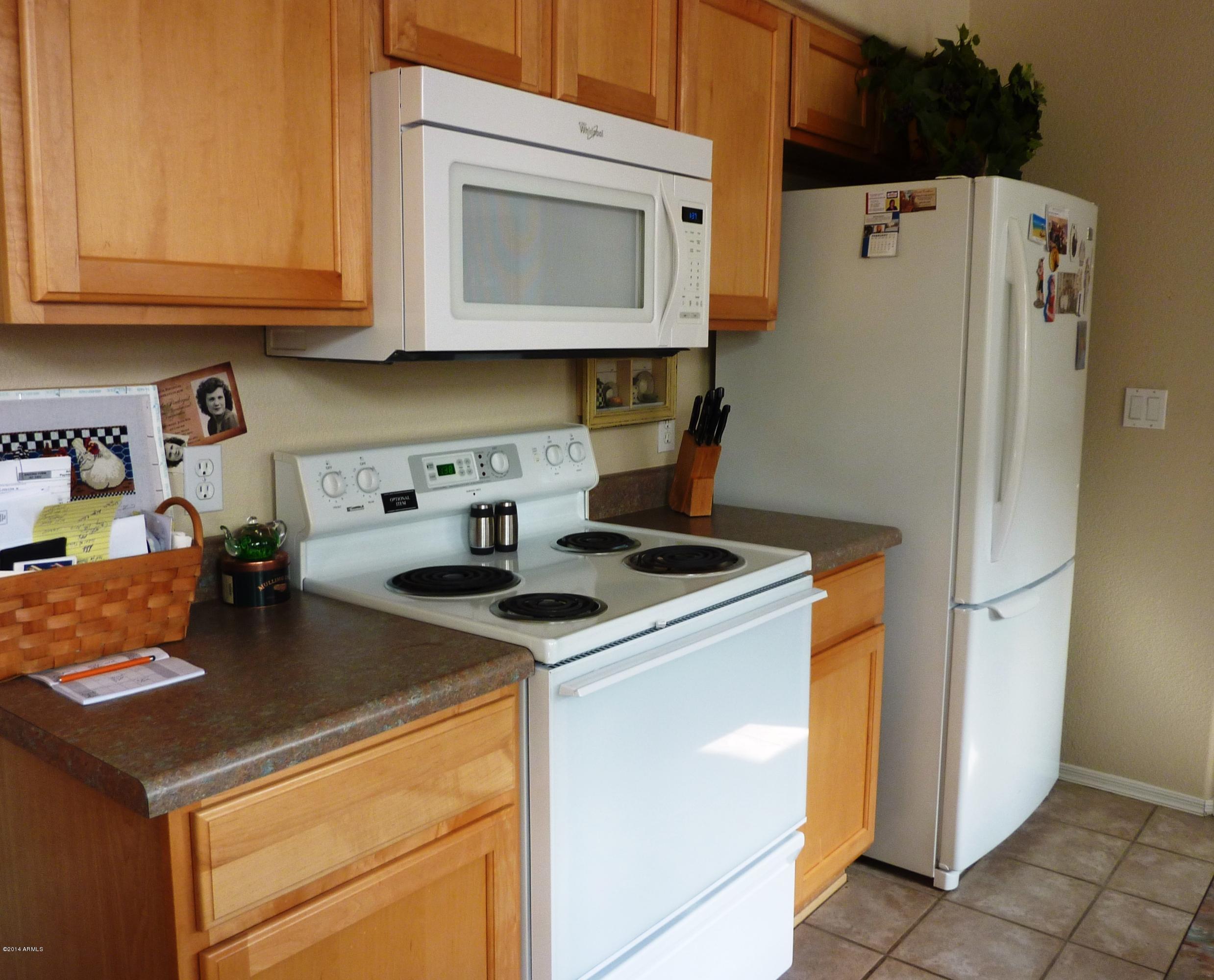 1445 East Broadway Road, Unit 110 Tempe, AZ 85282 - Photo 18 of 31 Kitchen