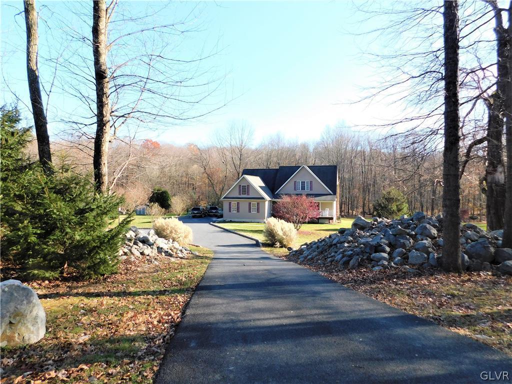 507 Laurel Hill Road Bangor, PA 18013 - Photo 1 of 32 Long and private driveway